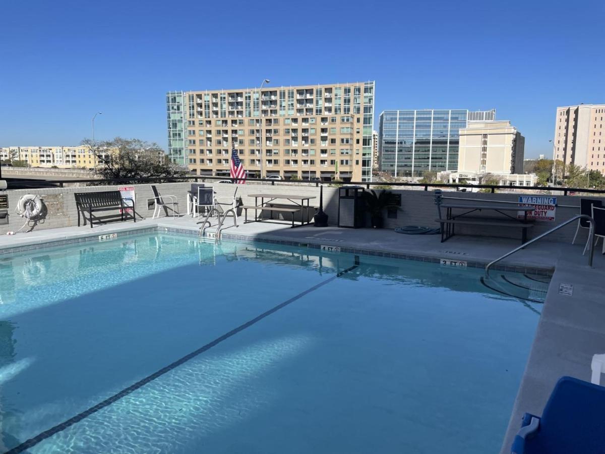 Comfort Downtown Inn 3*