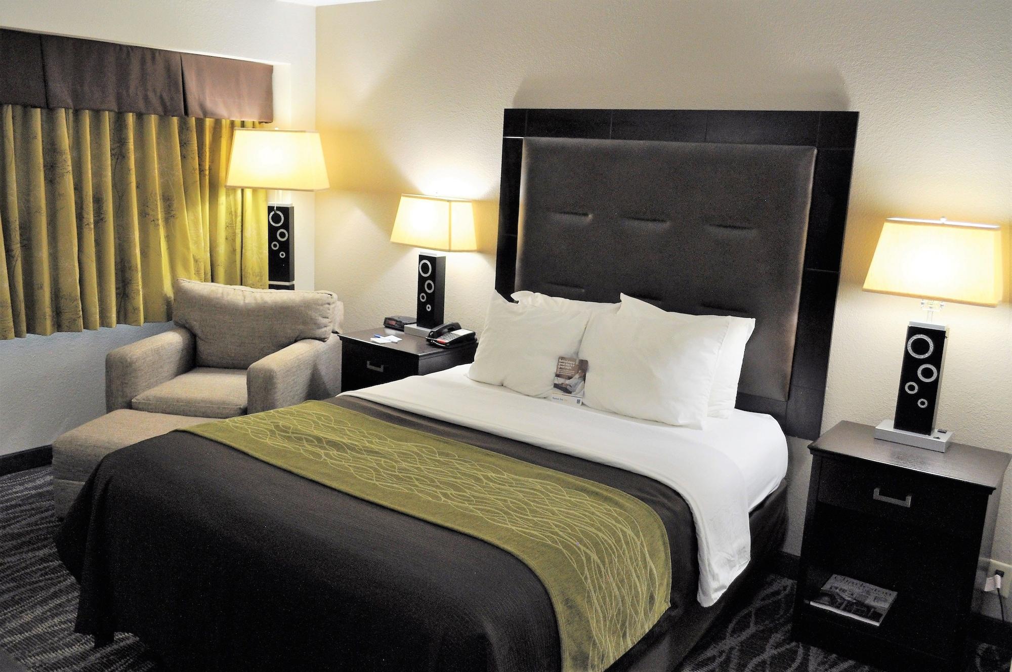 Comfort Downtown 3*