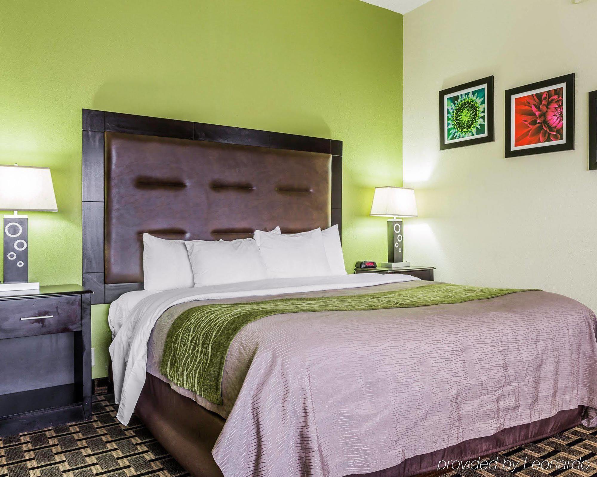 Comfort Downtown 3*