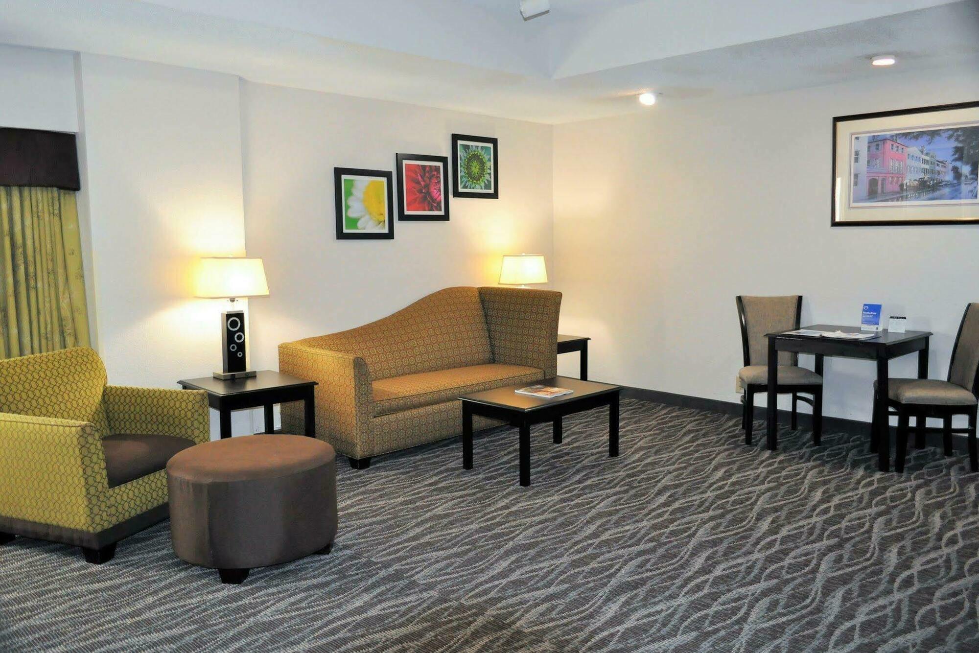 Comfort Downtown Charleston