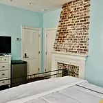 Luxurious Private Suites In Downtown Charleston