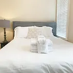 Jasmine Suite At Morrison Manor