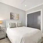 The Santee Suite At 122 Spring