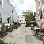 Guesthouse Charleston East 46 F
