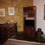 27 State Street Bed & Breakfast