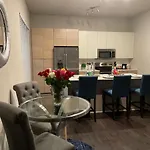 Cozy Apartment In West Ashley With Queen Bed And Queen Sleeper Sofa