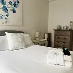 The Oyster Suite At Morrison Manor