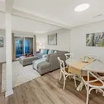5 Min To Beach—King Beds