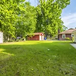 Relaxing Room For Work Or School Or Getaway Just Because! Central To Everything!
