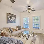 Cam\'S Retreat On Apple Street