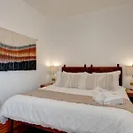 Peaceful Park Circle Getaway