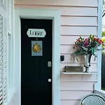 Bijou Boutique Inn