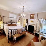 Bijou Boutique Inn