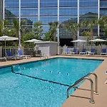 Holiday Inn Express & Suites Charleston Dwtn -Westedge By Ihg