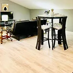 Loft Guest Suite 1 Bedroom