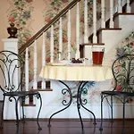 Barksdale House Inn