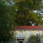 Barksdale House Inn