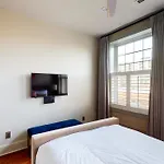 563 King Apartments