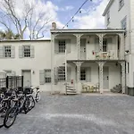 Bed&Breakfast Veranda King Suite - Walk To King