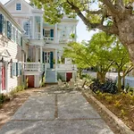 Third Floor Walkup King Suite - Historic B&B