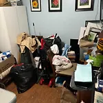 Bernie\'S Residence