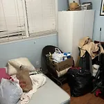 Bernie\'S Residence