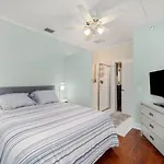 Lovely & Historical 3Br - Balcony - Central Location