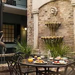 Indigo Inn