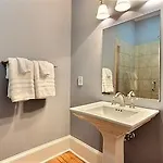 The Dogwood By Low Country Rentals