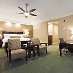 Town & Country Inn And Suites