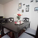 King Street Apartments By 1Sthomerent