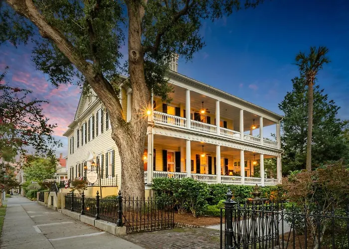 Governor\'S House Inn