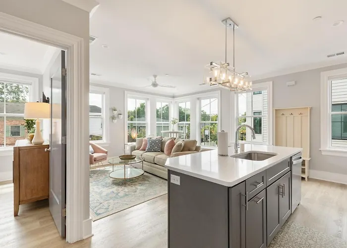 The Ashley Suite At 122 Spring
