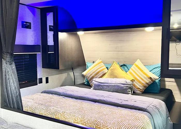 *Sweet Carolina* Camper 2 Bedroom Sleeps 3
