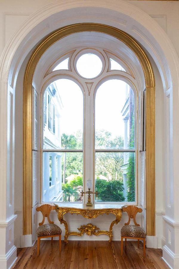 Bed & Breakfast 20 South Battery Charleston