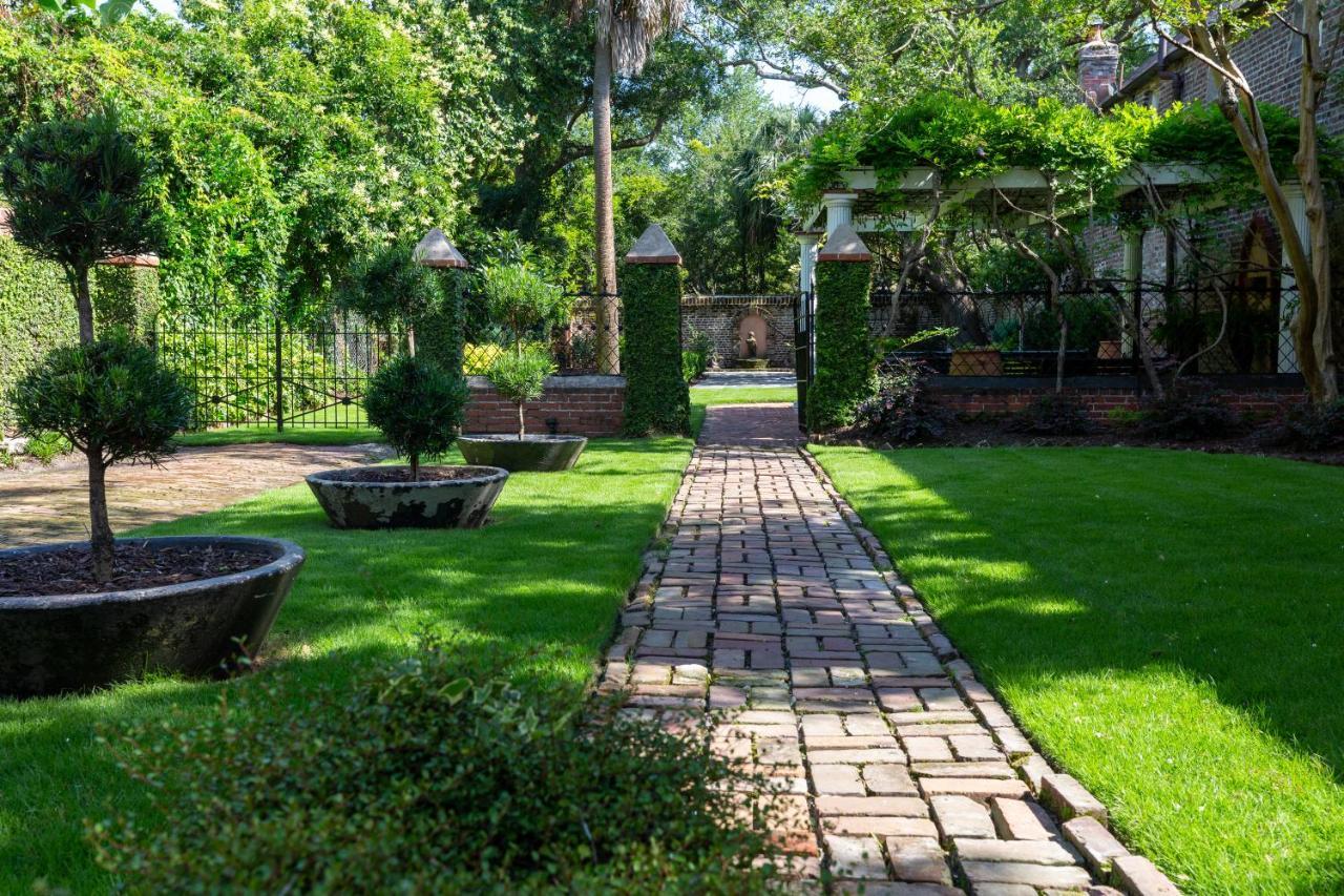 Bed & Breakfast 20 South Battery 3*