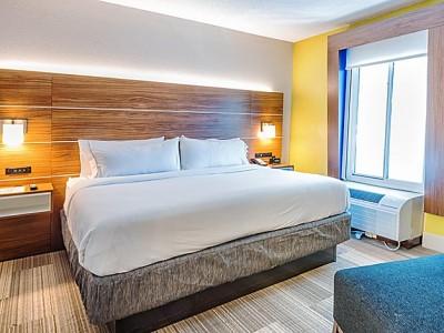 Hotel Express Us Highway 17 & I-526 By Ihg