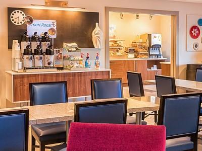 Hotel Express Us Highway 17 & I-526 By Ihg