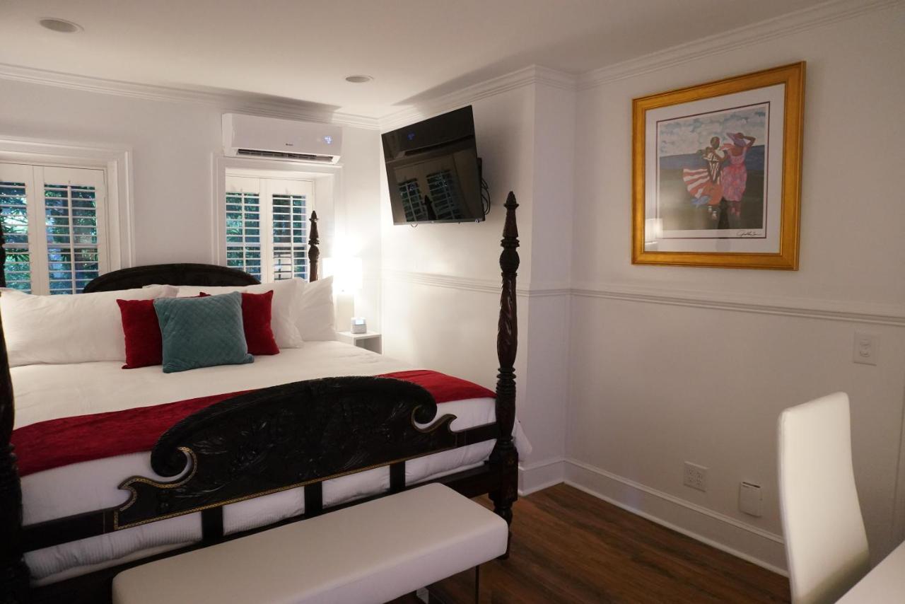 Bed & Breakfast 20 South Battery 3*