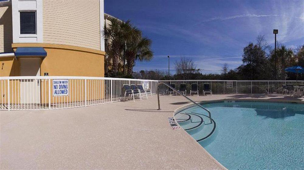 Express Us Highway 17 & I-526 By Ihg Charleston
