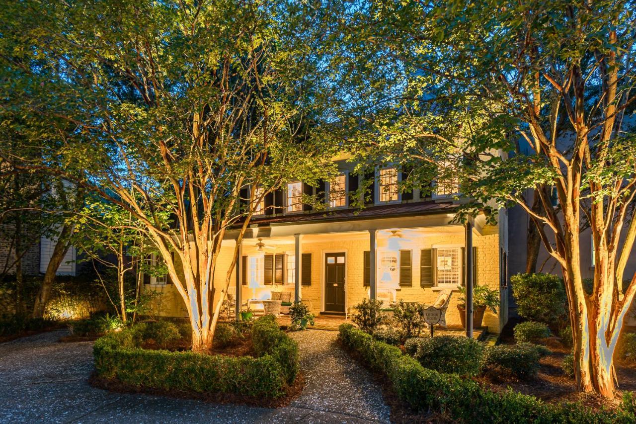 Bed & Breakfast Governor's House 2*