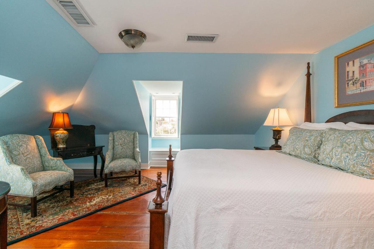 Governor's House Bed & Breakfast 2*