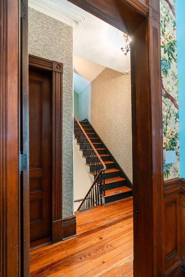 Governor's House Bed & Breakfast 2*