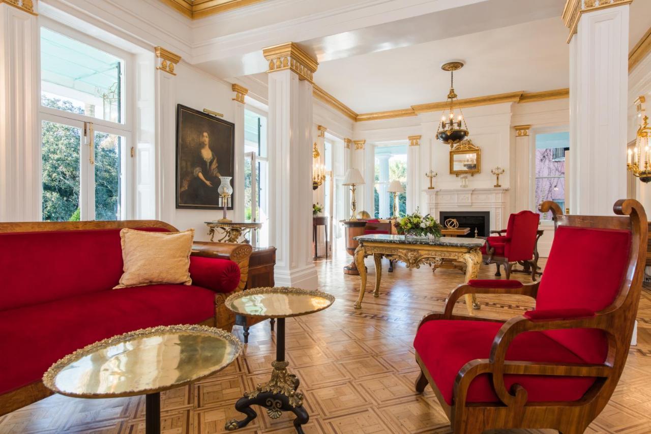 Bed & Breakfast 20 South Battery Charleston