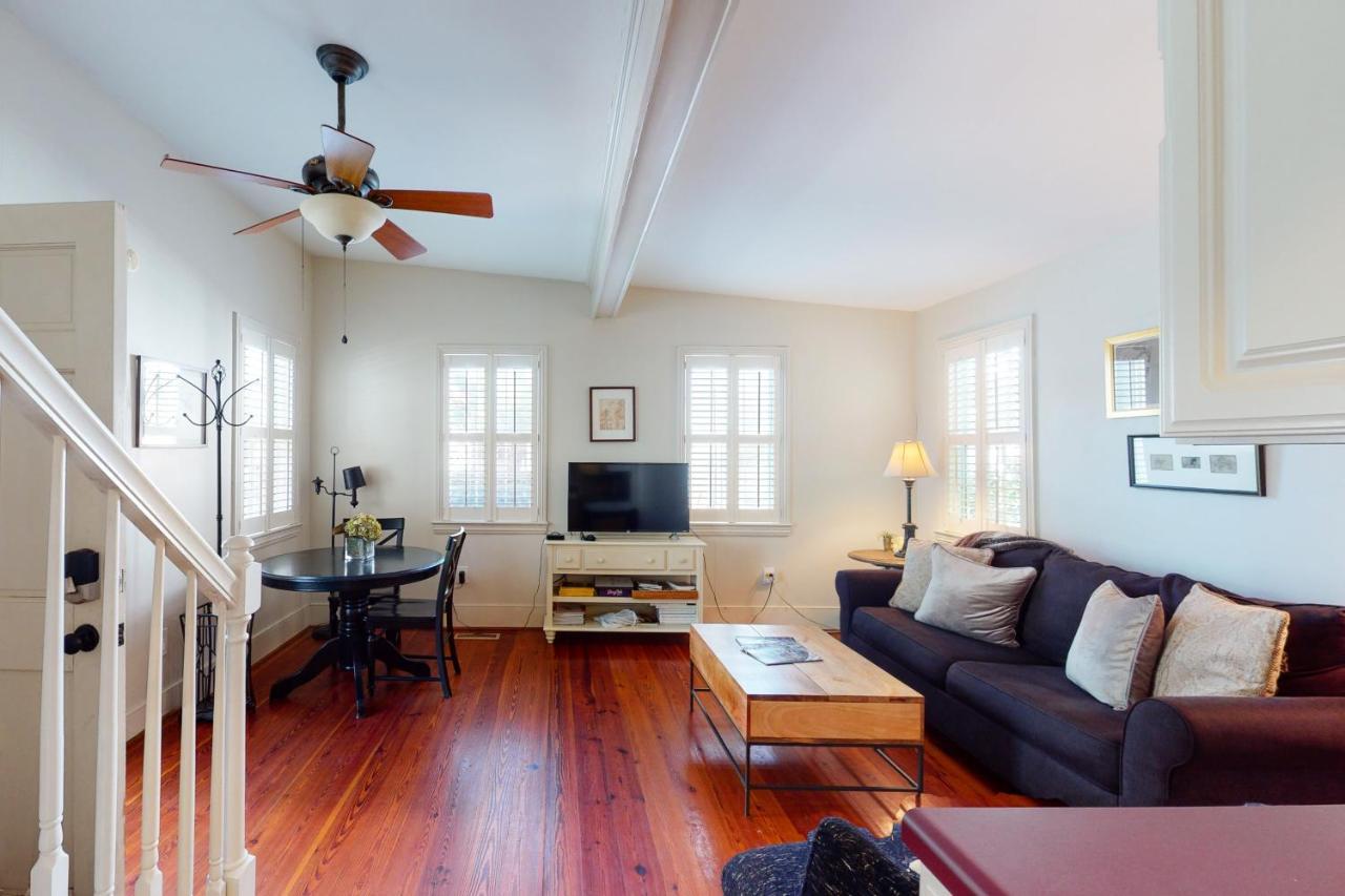 Holiday home 4 Bee St Charleston
