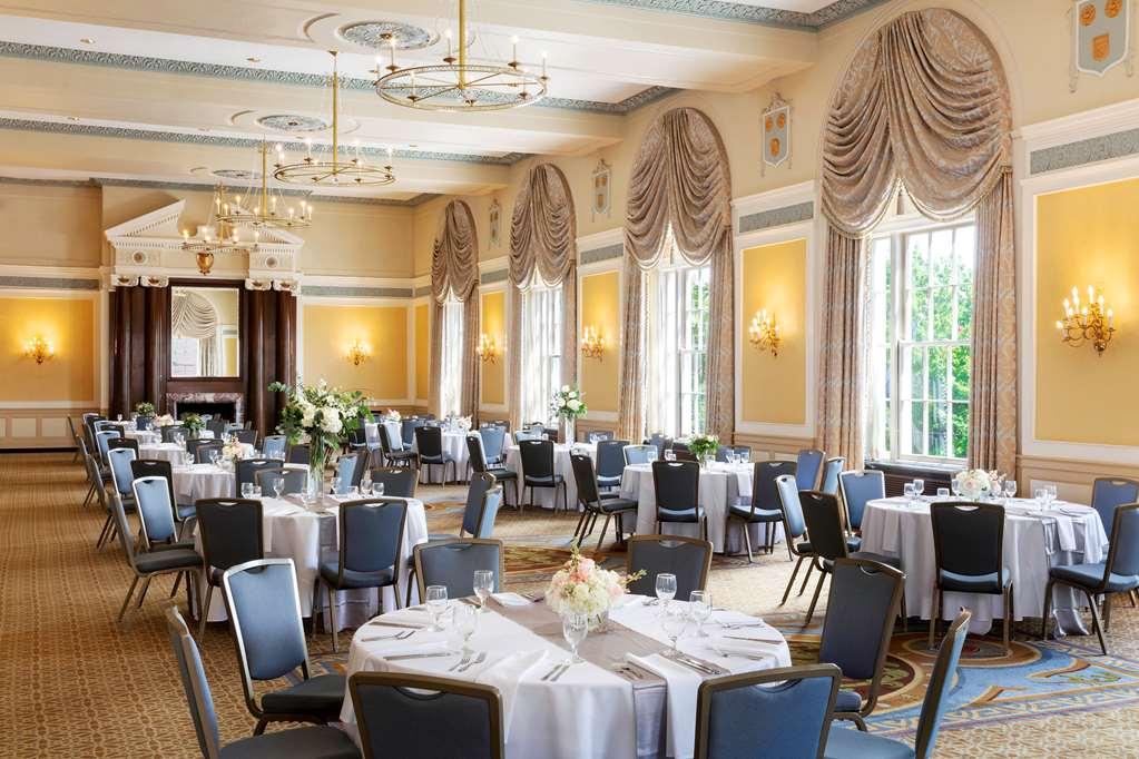Hotel Francis Marion 4*