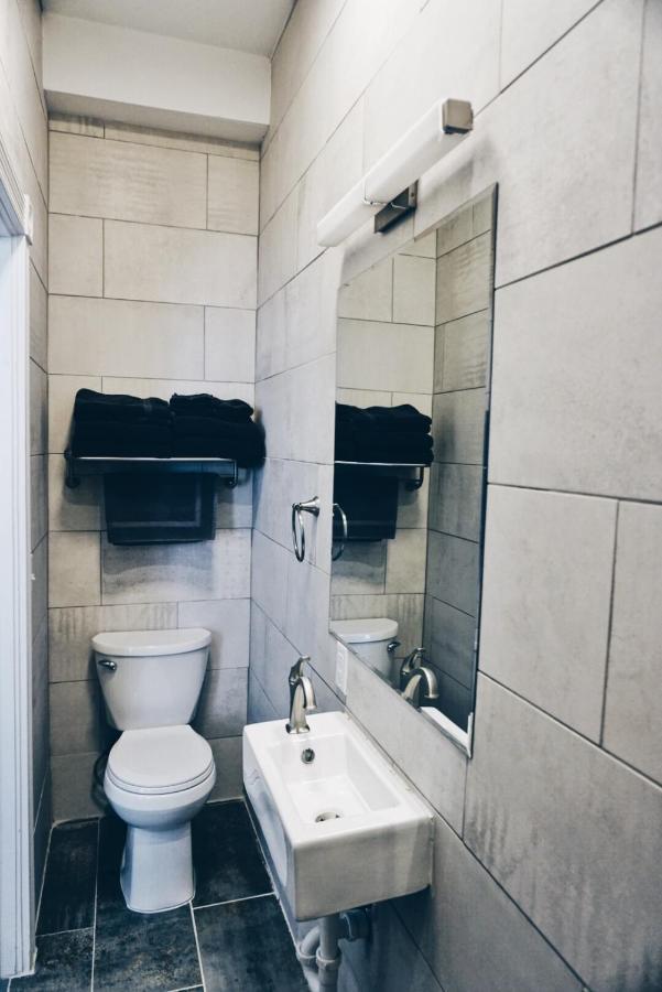 Luxurious Private In Downtown Apartment Charleston