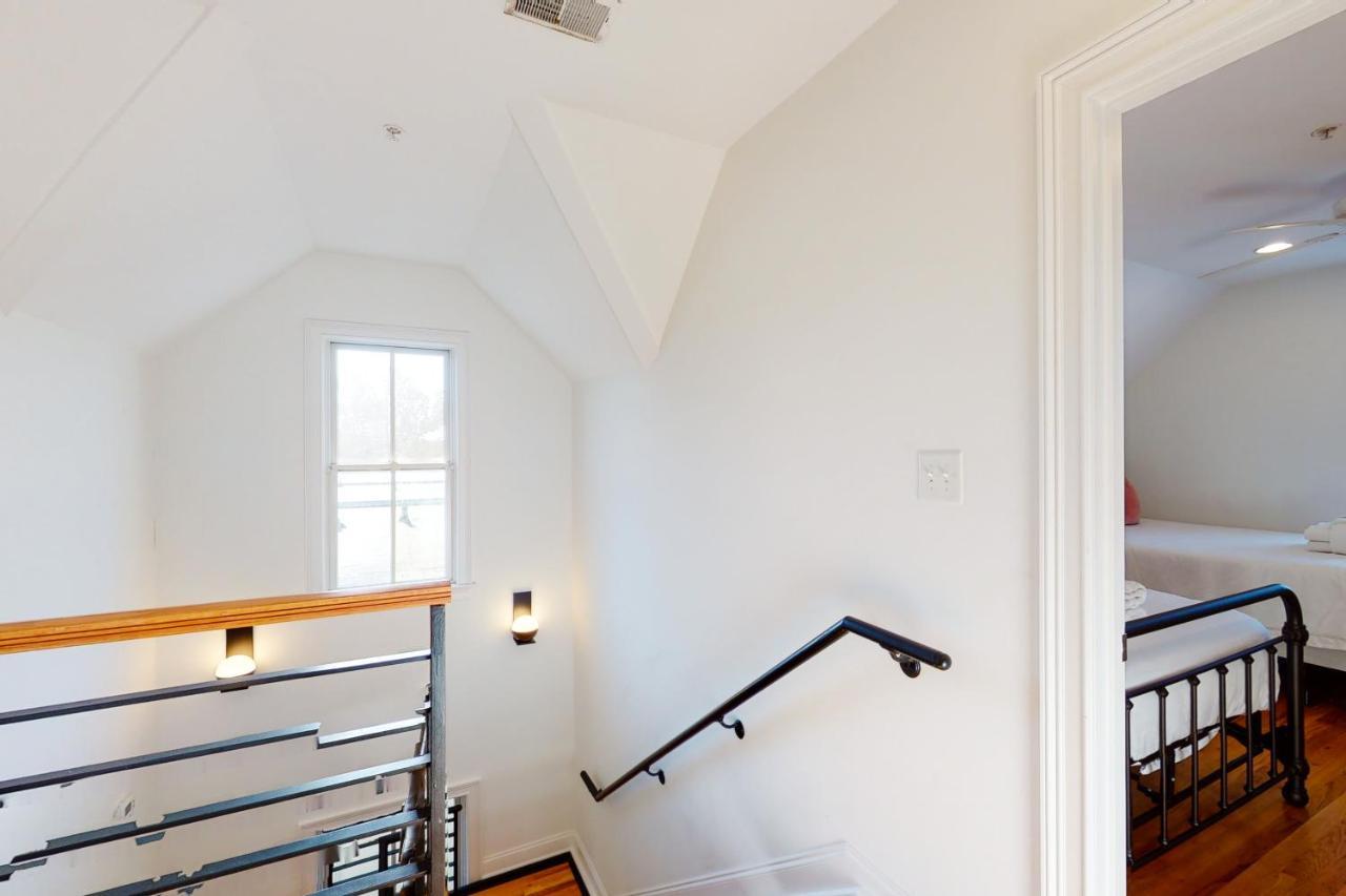 Holiday home Contemporary In Perfect Location - 207 B St Philip Street *