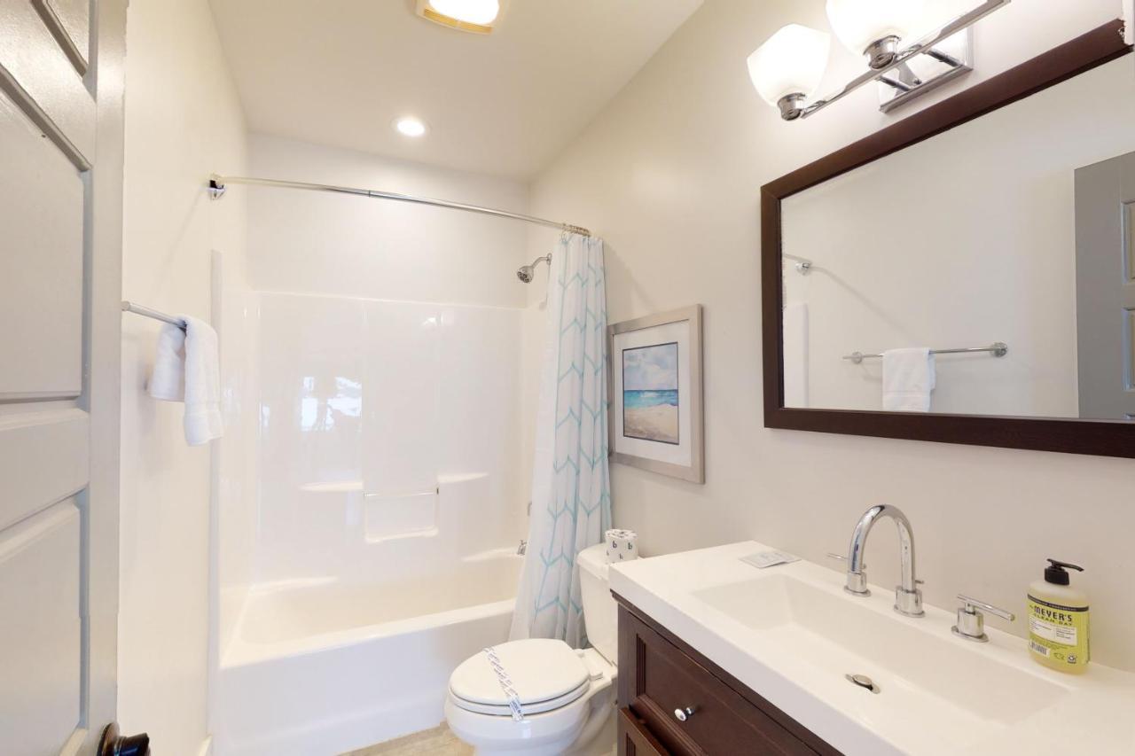 Hotel 493 King Two Bedroom Suites 3*