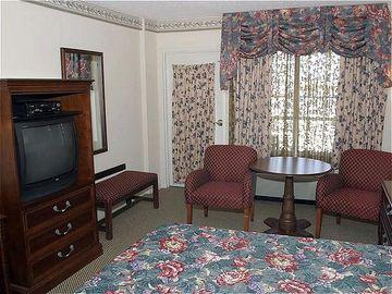 Courtyard By Marriott Historic District Hotel 3*